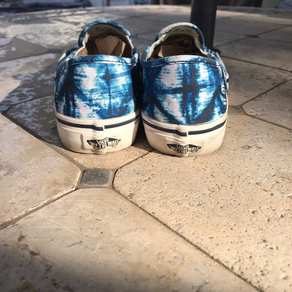 VANS Indigo Blue and Antique White Tie-Dye Slip-On Slide Tennis Shoes (Unisex) - Picture 6 of 9